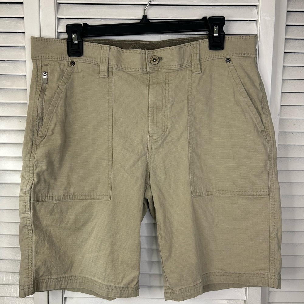 Weatherproof Men's Tan Shorts‎ Size 32